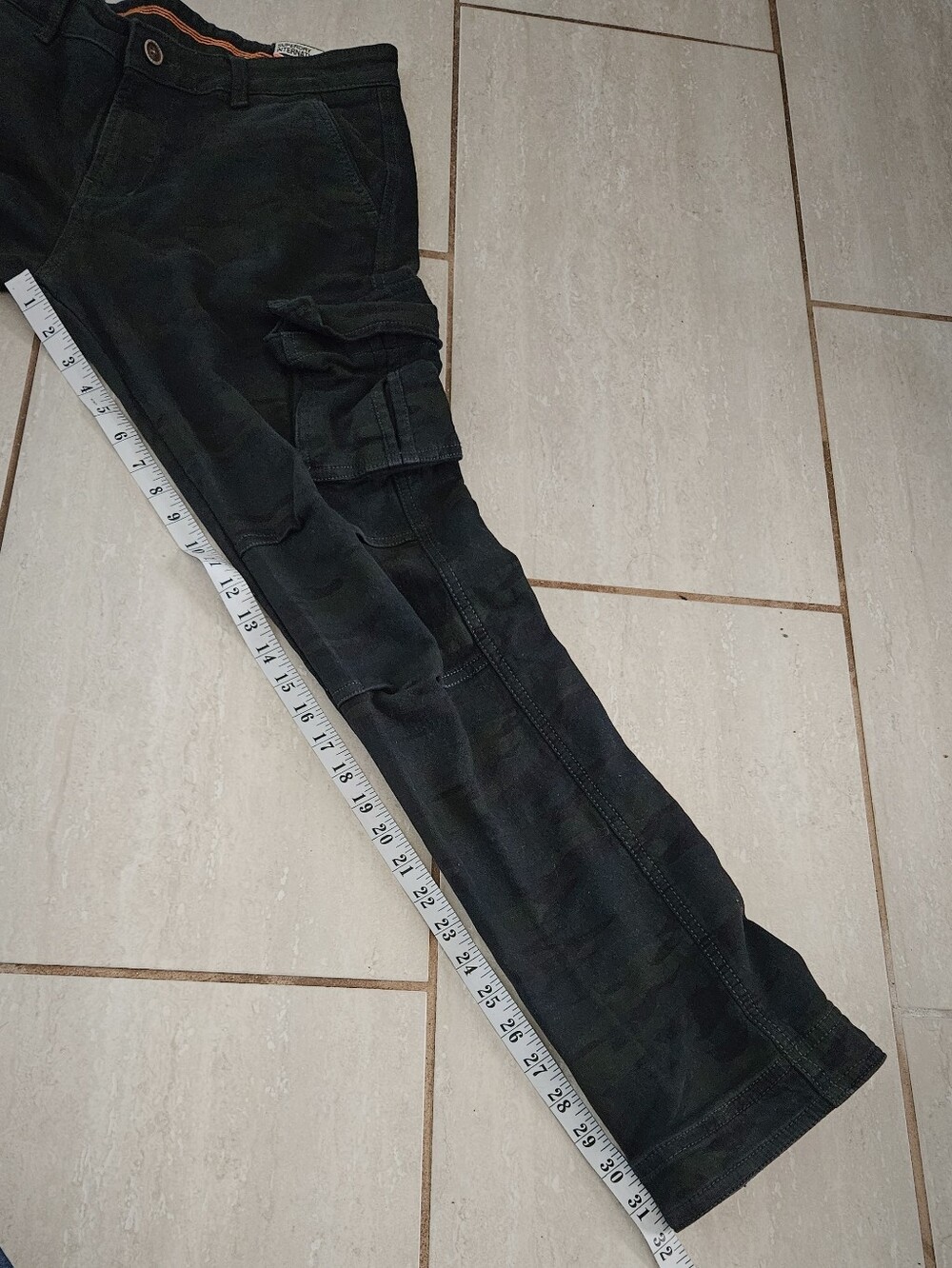 Superdry Camo Cargo Pants - Picture 10 of 11
